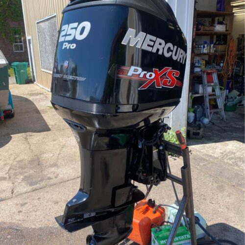 2014 Mercury 250 HP Optimax Pro XS 2-Stroke 25″ Shaft